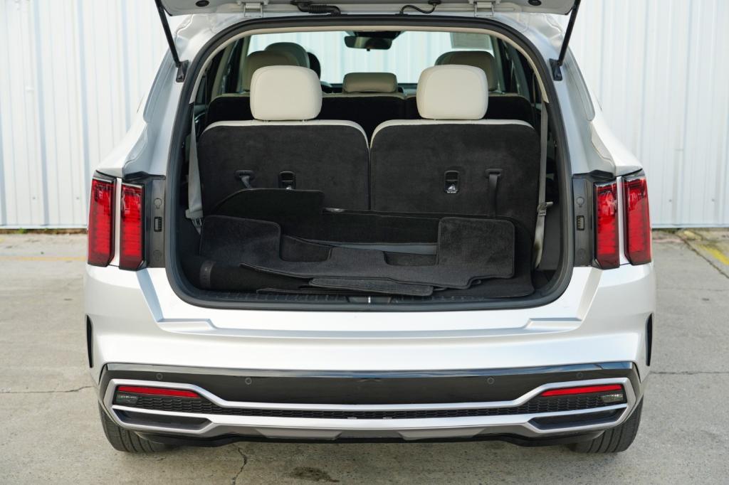 used 2022 Kia Sorento car, priced at $19,000
