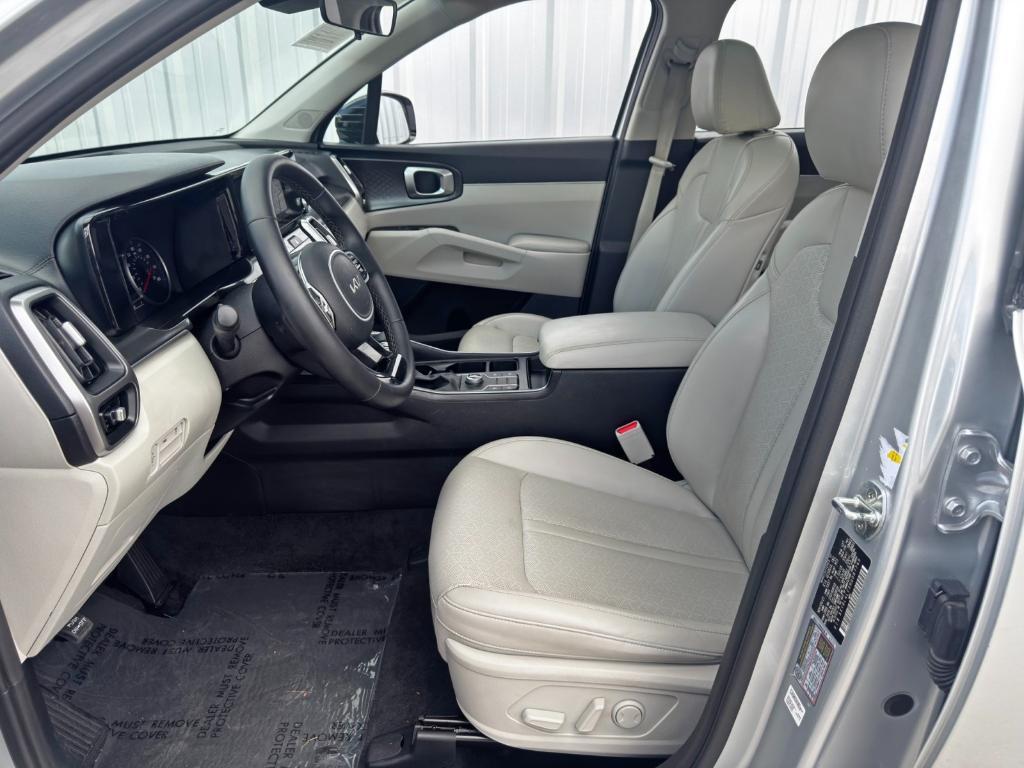 used 2022 Kia Sorento car, priced at $19,000