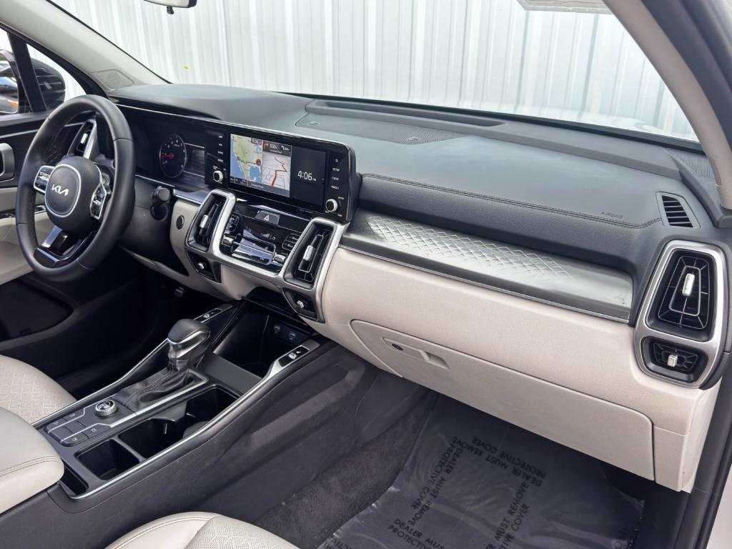 used 2022 Kia Sorento car, priced at $19,000