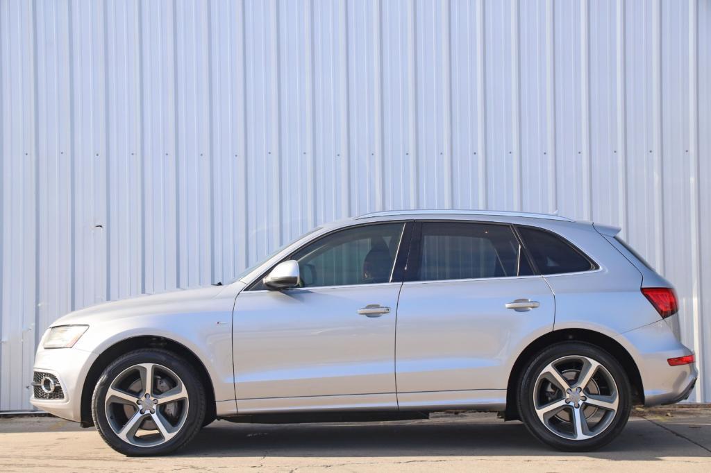 used 2015 Audi Q5 car, priced at $10,000