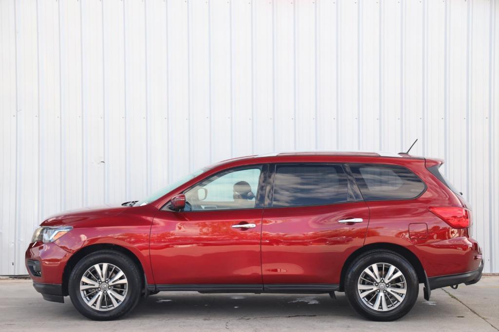 used 2018 Nissan Pathfinder car, priced at $12,000