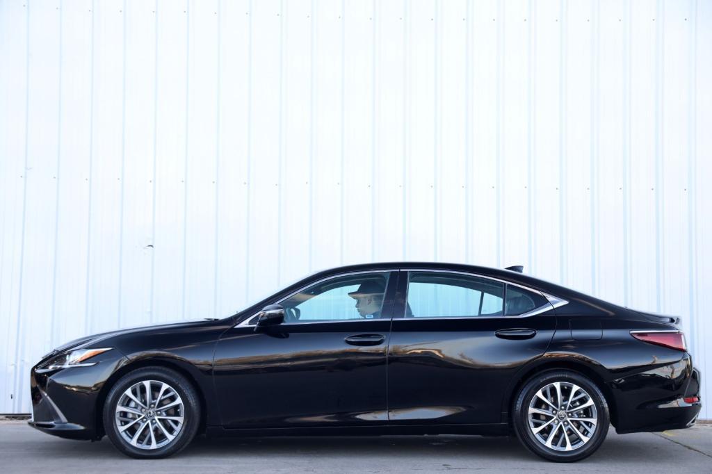 used 2023 Lexus ES 350 car