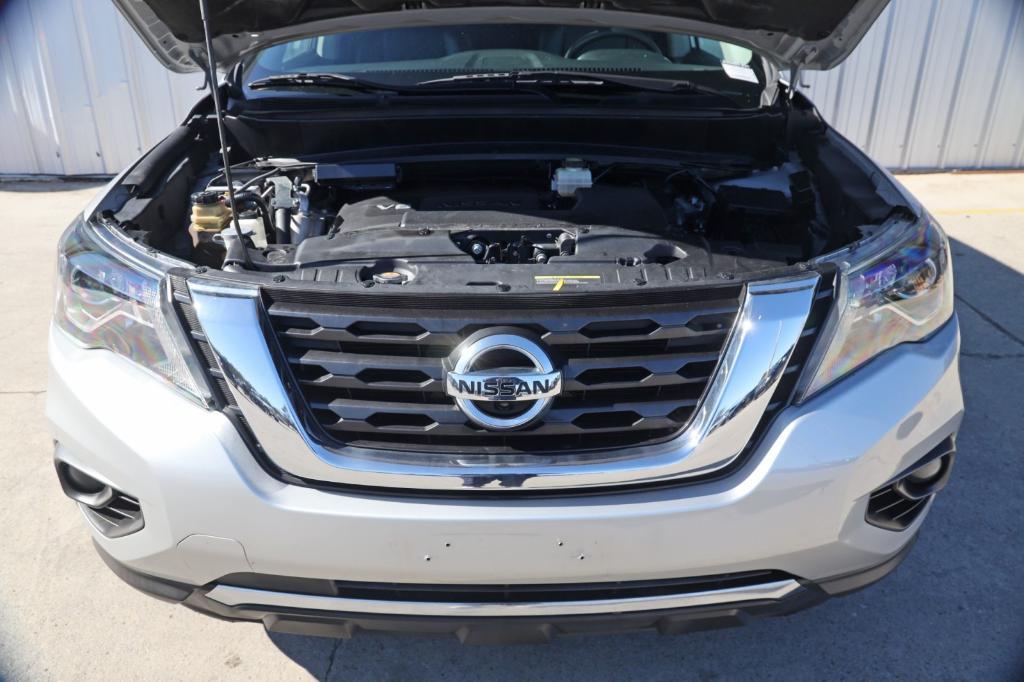 used 2020 Nissan Pathfinder car, priced at $19,000