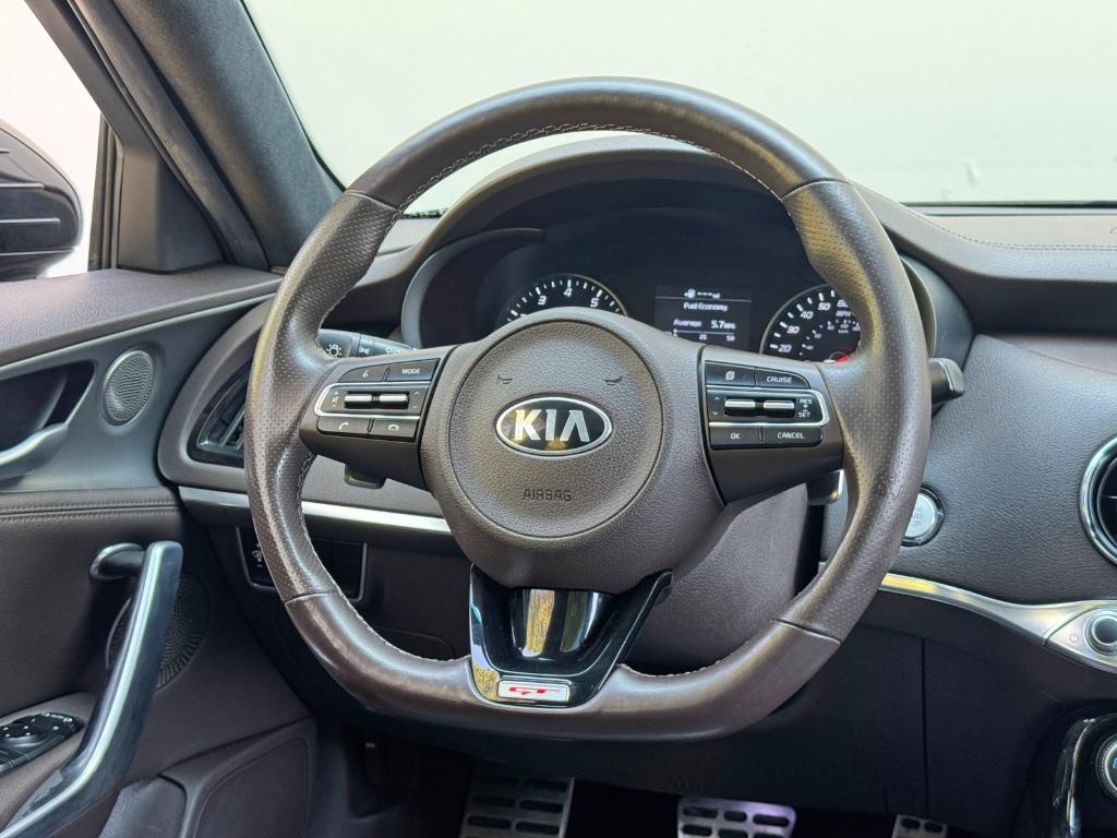 used 2020 Kia Stinger car