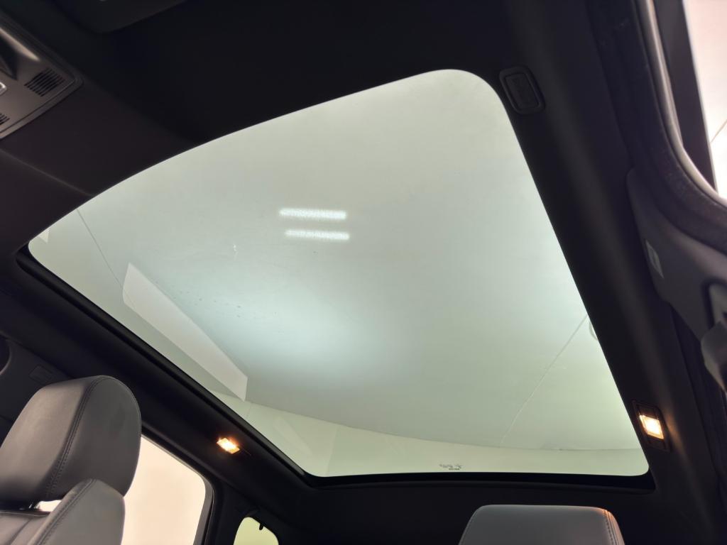 used 2013 Land Rover Range Rover Evoque car, priced at $10,000