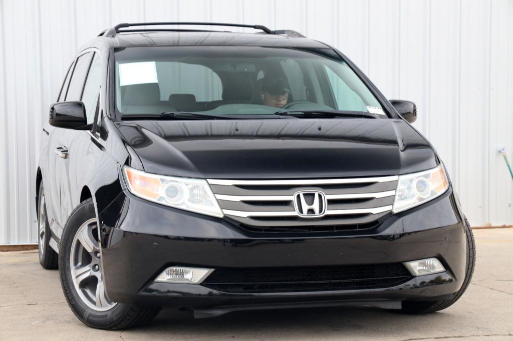 used 2011 Honda Odyssey car, priced at $8,000