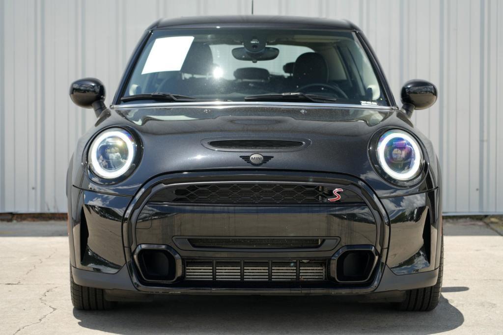 used 2023 MINI Hardtop car, priced at $22,500