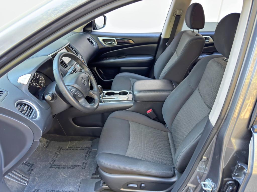 used 2020 Nissan Pathfinder car, priced at $15,500