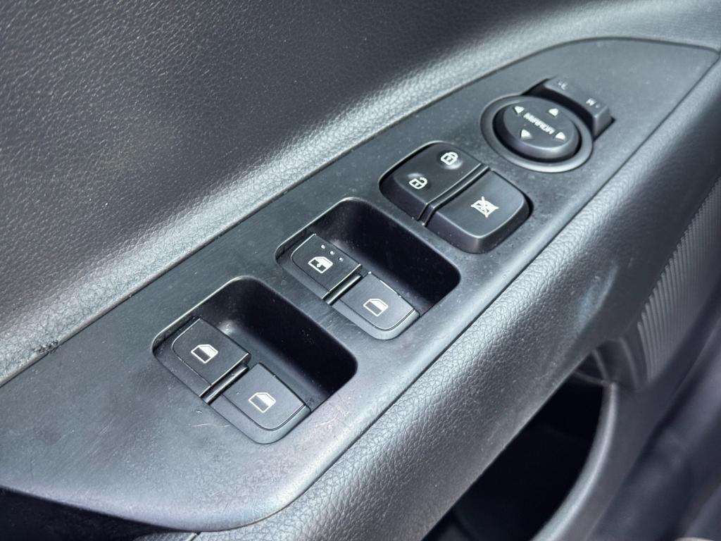 used 2020 Kia Rio car