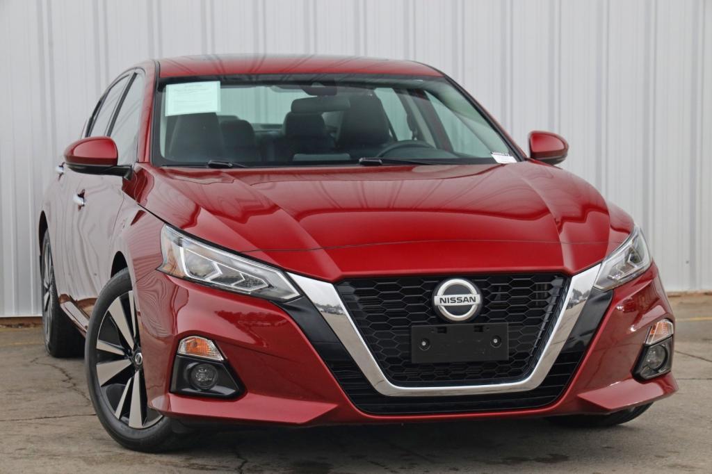 used 2021 Nissan Altima car, priced at $16,000