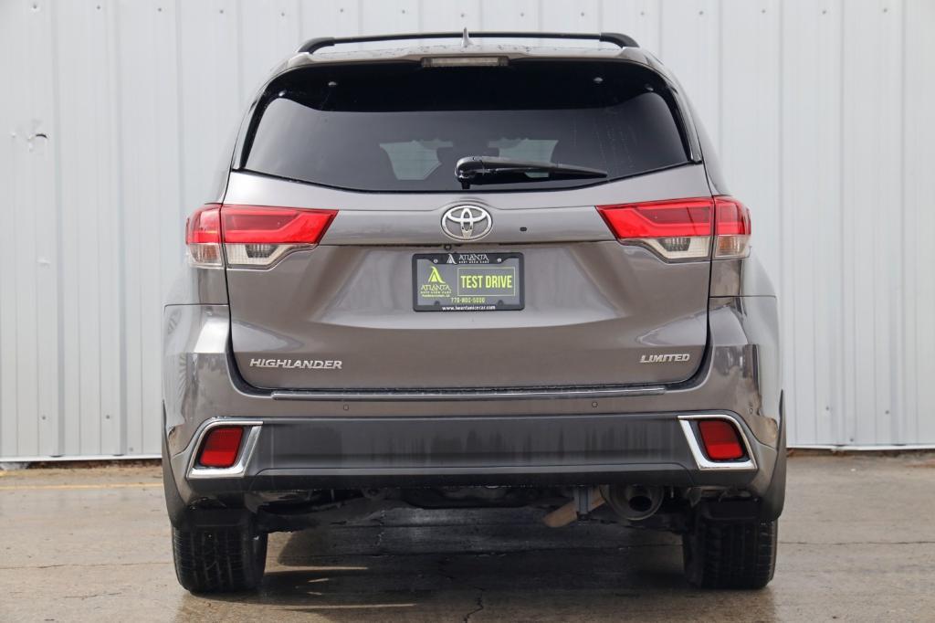 used 2017 Toyota Highlander car, priced at $16,500