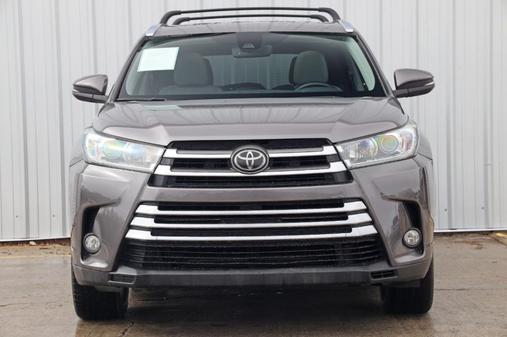 used 2017 Toyota Highlander car, priced at $16,500