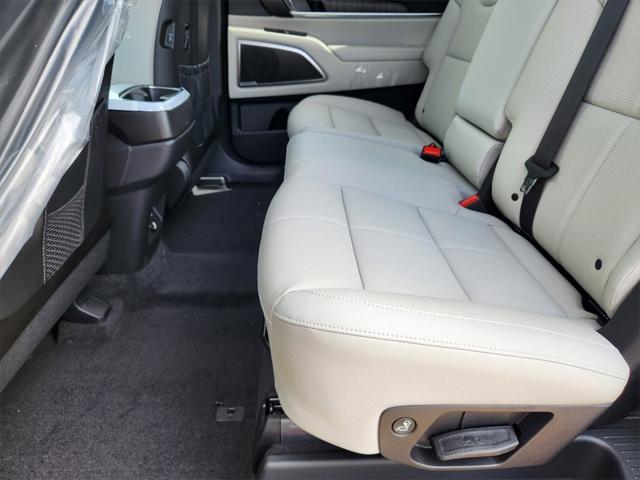 new 2025 Kia Telluride car, priced at $44,056