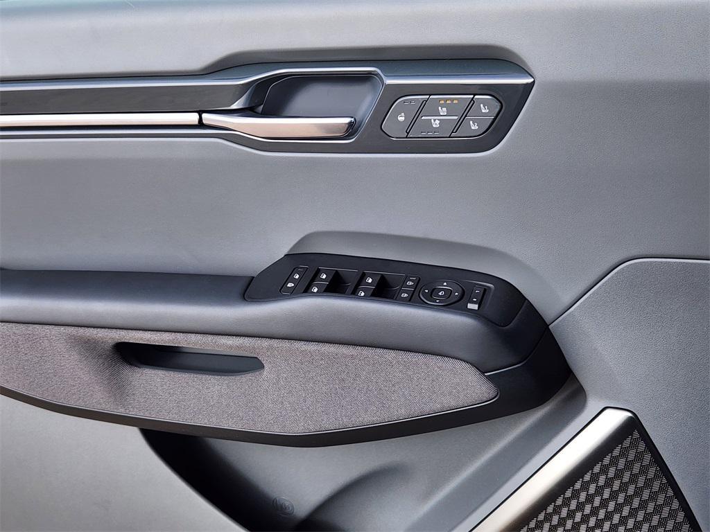 new 2026 Kia EV9 car, priced at $60,252