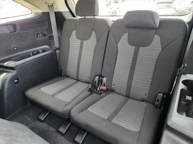 used 2022 Kia Sorento car, priced at $25,852