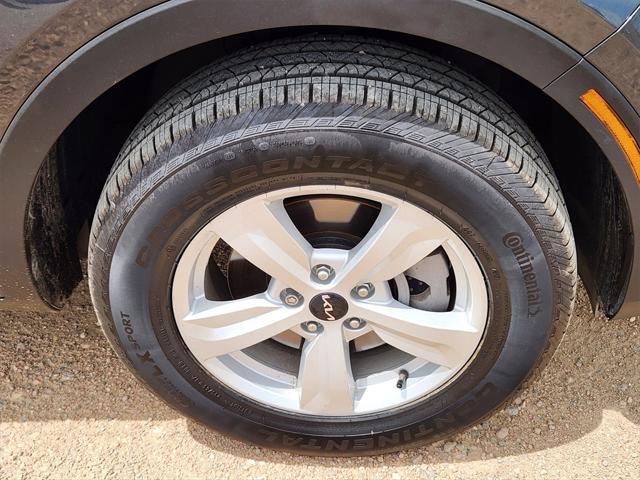 used 2022 Kia Sorento car, priced at $25,852