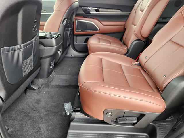 new 2025 Kia Telluride car, priced at $53,371