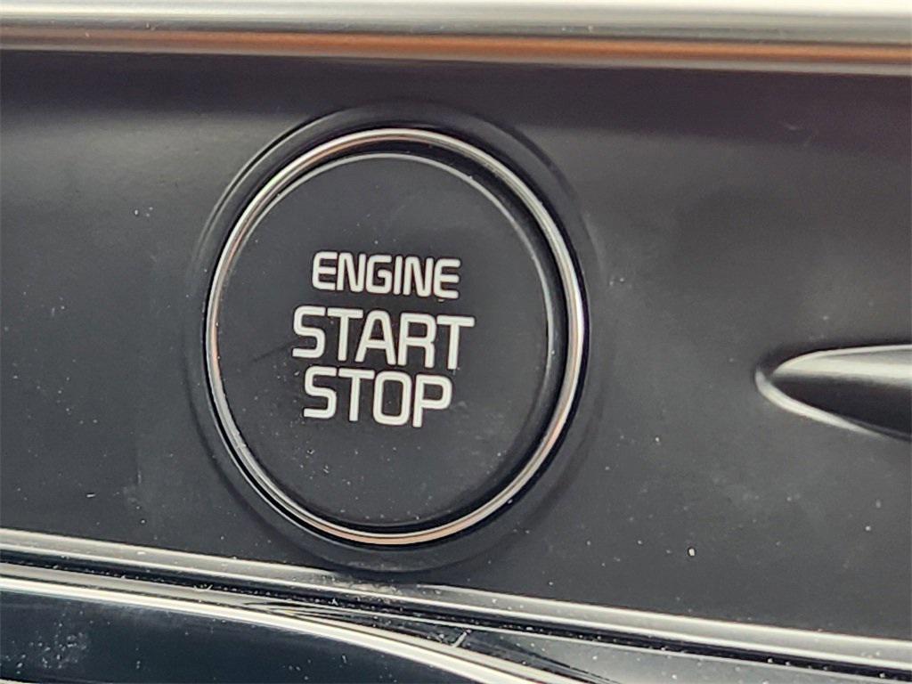 new 2025 Kia K5 car, priced at $28,543