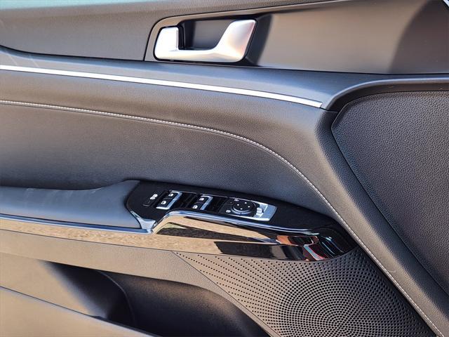 new 2025 Kia K5 car, priced at $29,144