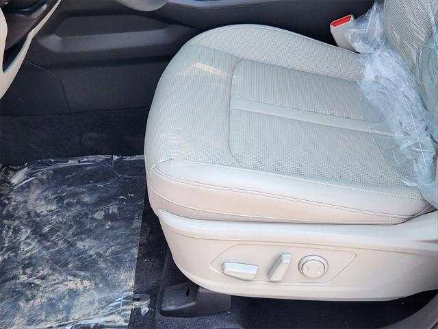 new 2025 Kia Sorento car, priced at $40,494