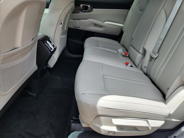 new 2025 Kia Sorento car, priced at $38,235