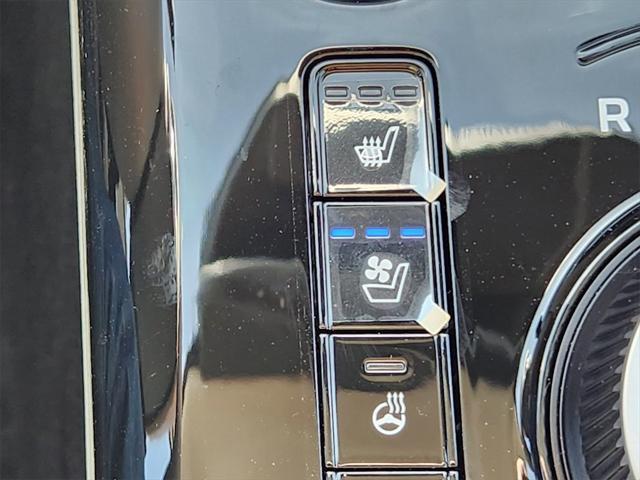 new 2025 Kia Niro EV car, priced at $40,050