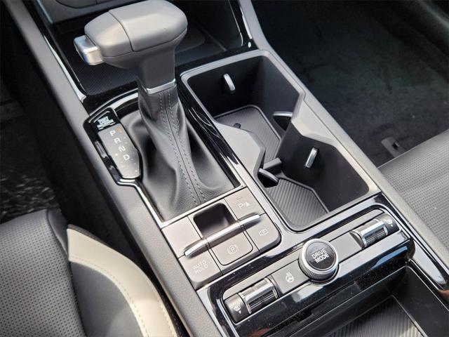 new 2025 Kia K5 car, priced at $31,995
