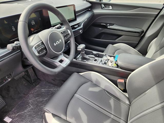 new 2025 Kia K5 car, priced at $31,995
