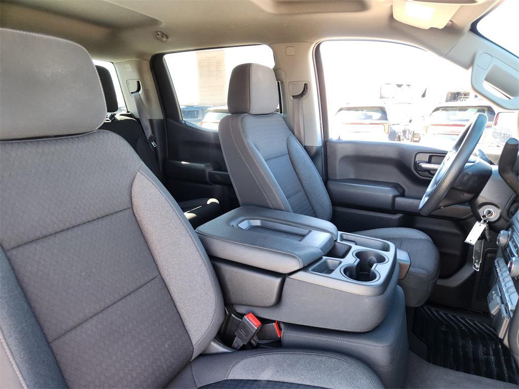 used 2022 Chevrolet Silverado 1500 car, priced at $30,656