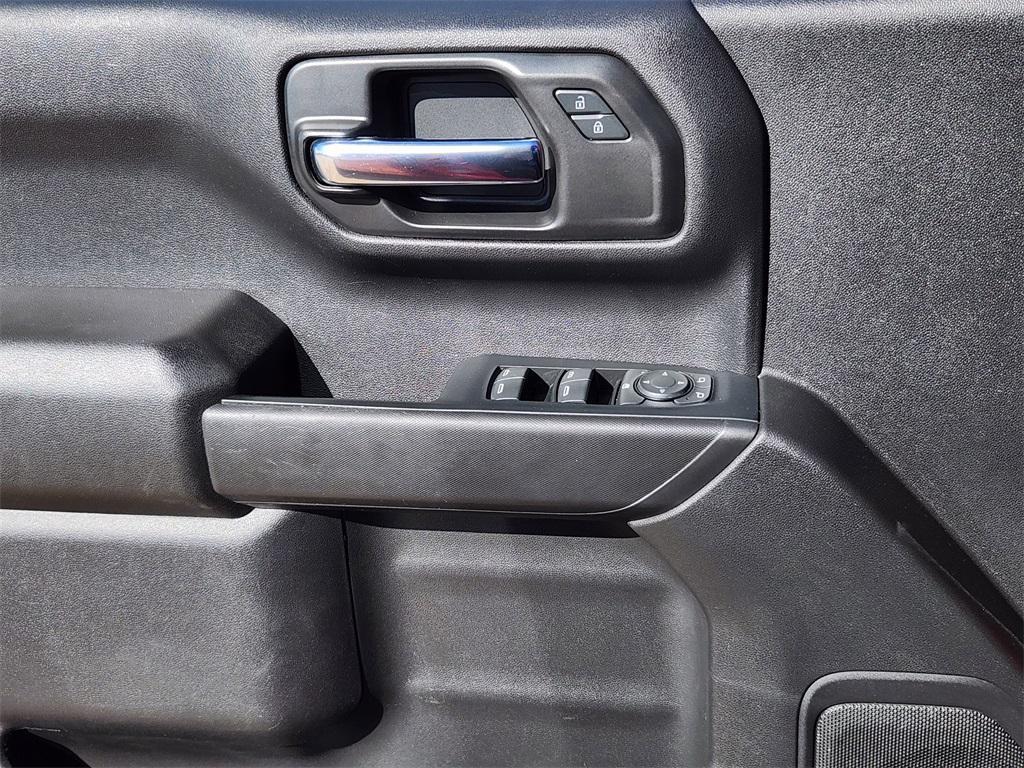 used 2022 Chevrolet Silverado 1500 car, priced at $30,656