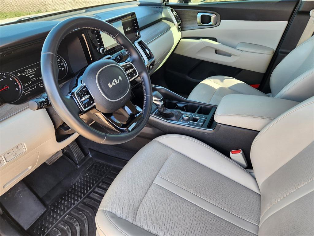 used 2022 Kia Sorento car, priced at $30,586