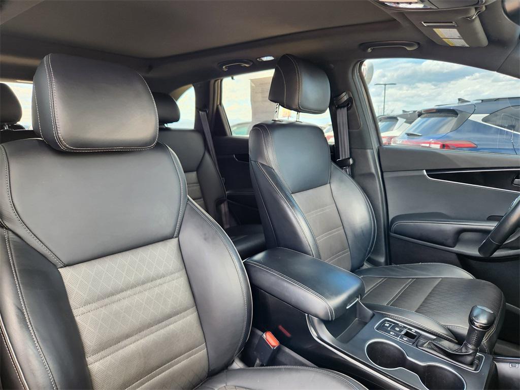 used 2017 Kia Sorento car, priced at $13,931