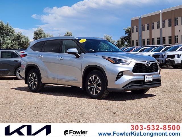 used 2022 Toyota Highlander car, priced at $38,401