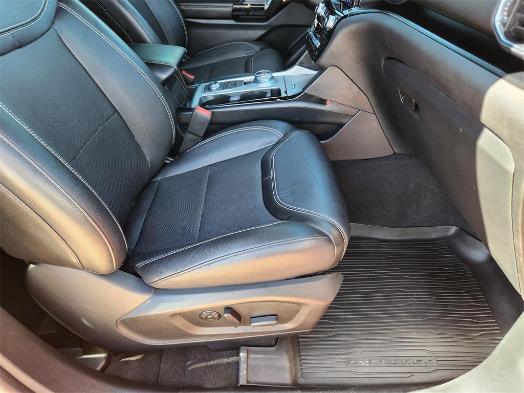 used 2022 Ford Explorer car, priced at $37,970