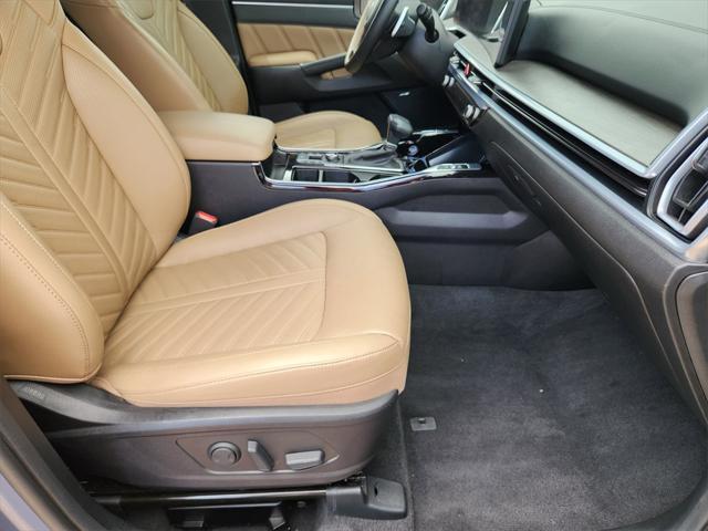used 2024 Kia Sorento car, priced at $40,455