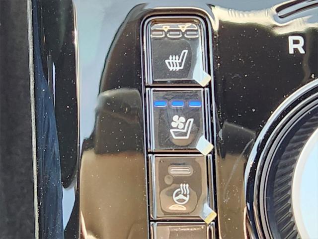new 2025 Kia Niro EV car, priced at $38,992