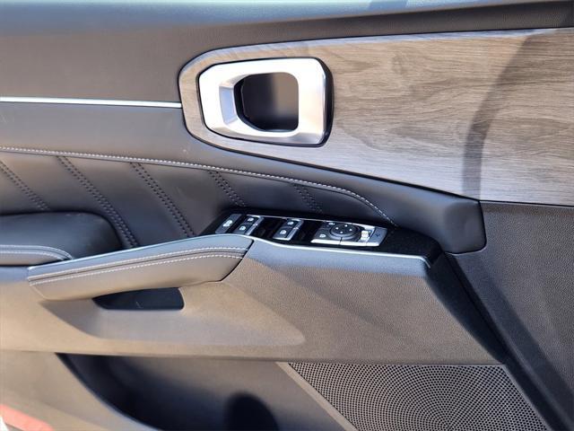 new 2025 Kia Sorento car, priced at $42,016
