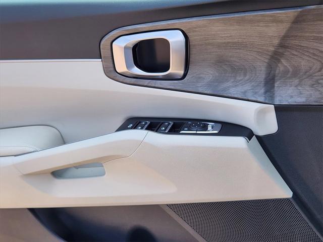 new 2025 Kia Sorento car, priced at $38,213