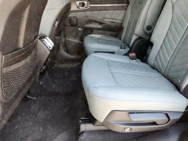 new 2025 Kia Sorento car, priced at $44,477
