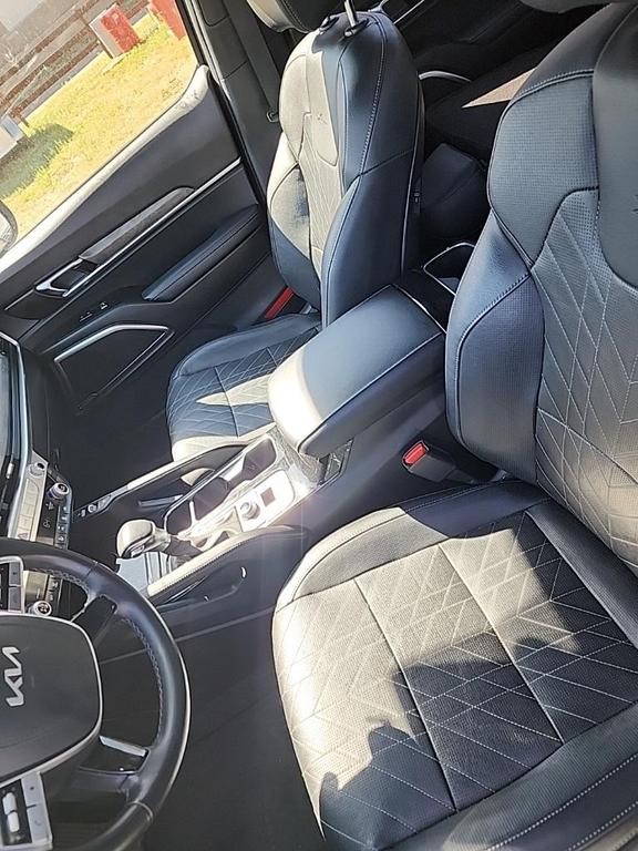 used 2023 Kia Telluride car, priced at $39,021