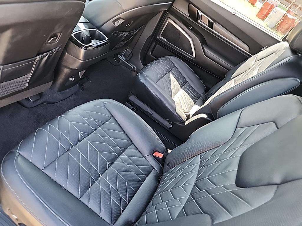used 2023 Kia Telluride car, priced at $39,021