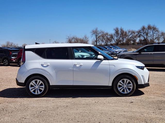 new 2025 Kia Soul car, priced at $21,881