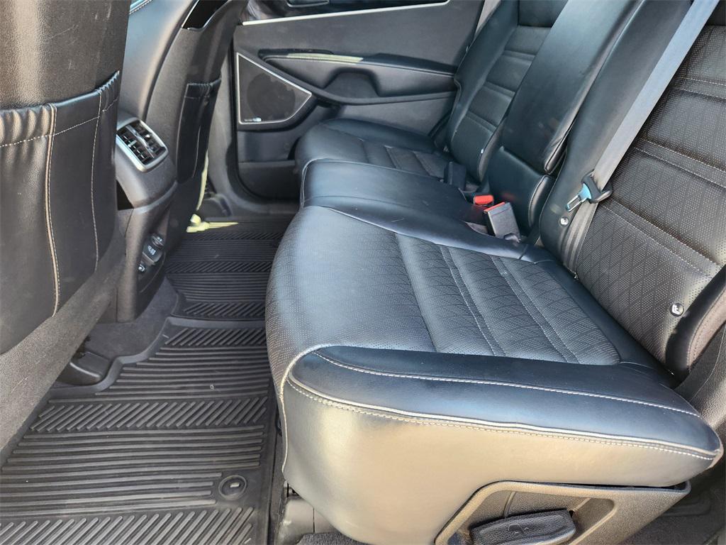used 2019 Kia Sorento car, priced at $24,991