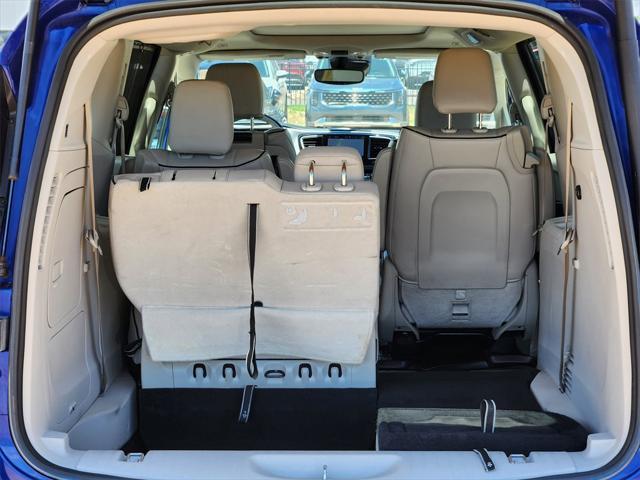 used 2018 Chrysler Pacifica Hybrid car, priced at $20,777