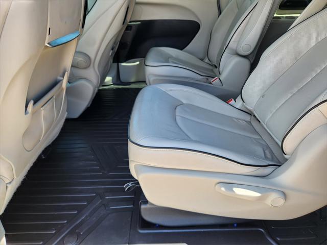used 2018 Chrysler Pacifica Hybrid car, priced at $20,777
