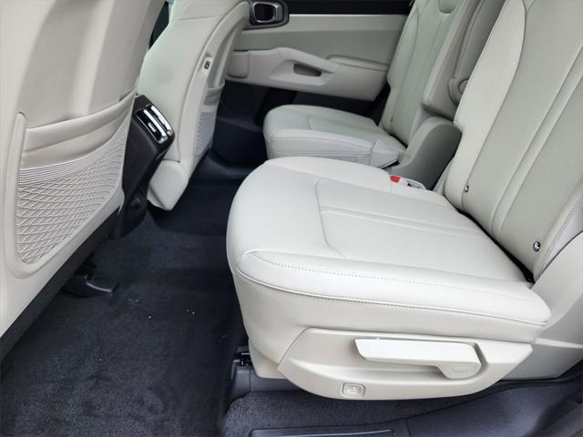 new 2025 Kia Sorento car, priced at $41,845