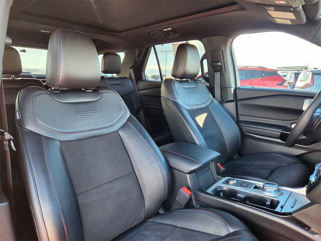 used 2024 Ford Explorer car, priced at $46,919