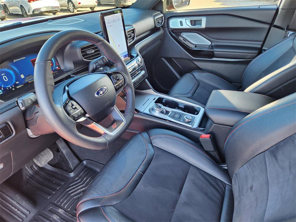 used 2024 Ford Explorer car, priced at $46,919