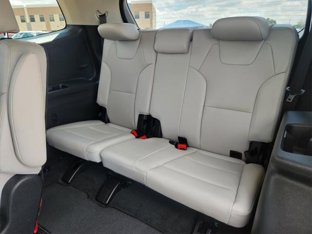 used 2023 Kia Telluride car, priced at $42,124