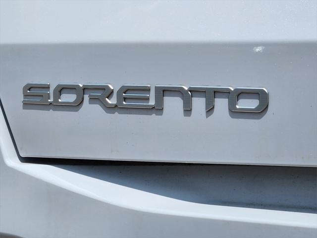 new 2025 Kia Sorento car, priced at $39,916